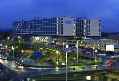 Außenansicht des Maritim Hotel Düsseldorf