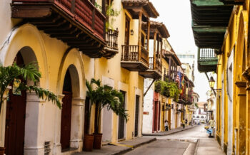Gasse von Cartagena in Kolumbien